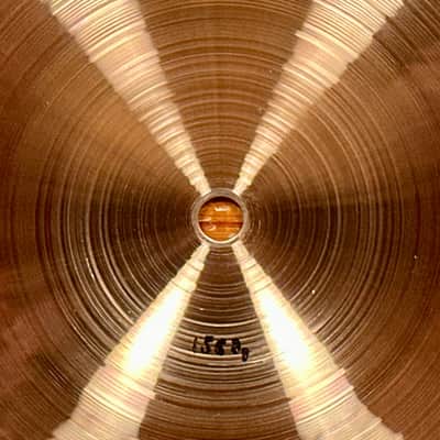 18" Paiste 2002 Medium Crash Cymbal 1562g *Video* image 6