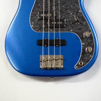 Fender Artist Series Tony Franklin Fretless Precision Bass - Lake Placid Blue image 3