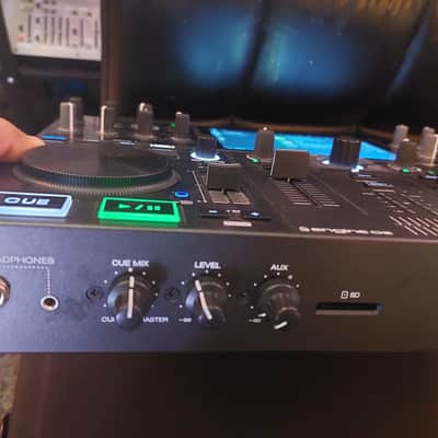 NEW - Denon Prime Go Rechargeable Standalone Smart DJ Console w. Lithium Battery image 3