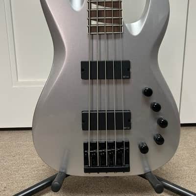 Jackson X Series David Ellefson Signature Concert Bass CBX V with Laurel Fretboard - Quicksilver image 2