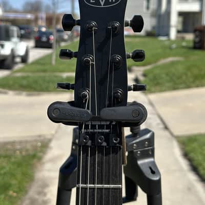 EVH Limited Edition Star w/ bag - Stealth Black image 6