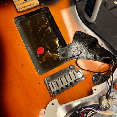1994 Fender 40th Anniversary American Standard Stratocaster with Maple Fretboard Brown Sunburst image 23