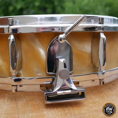 Sonor Teardrop D422 D421 Snare 14" x 4,5" 6-ply Gold Satin Flame Vintage Mid 60s image 4