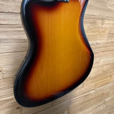 Fender Kurt Cobain Jaguar Guitar-2013-MIM- 3-Color Sunburst 8lbs 9oz w/gig bag image 13