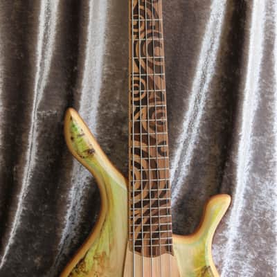 GB Liuteria Boutique Sensus bass 5 string tribal edition image 2