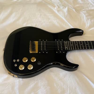Carvin (Kiesel) DC200 Boutique Super Strat Style Guitar - Neck Through - Black - Made in USA - Free Pro Setup image 2