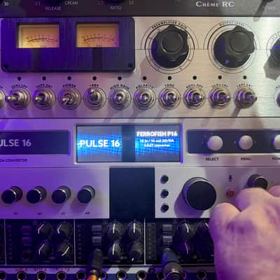 Ferrofish Pulse 16 (16-Channel) AD/DA Converter 2023 - Present - Silver image 1