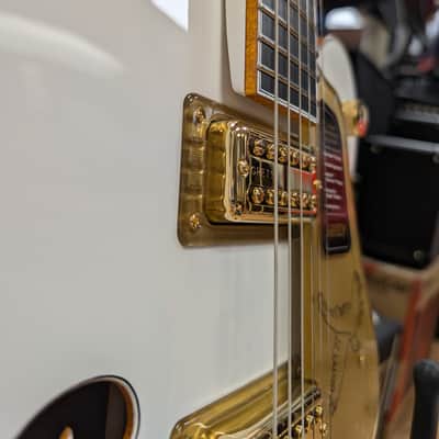 Gretsch Professional Collection Falcon Hollow Body 2024 - Present - White image 8
