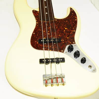 Fender Jazz Bass Trademark Offset Contour Body Electric Bass Ref