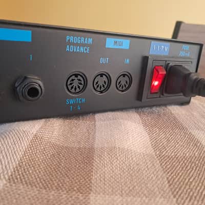 Logic Systems LS-S2000 MIDI accordion power supply unit image 7