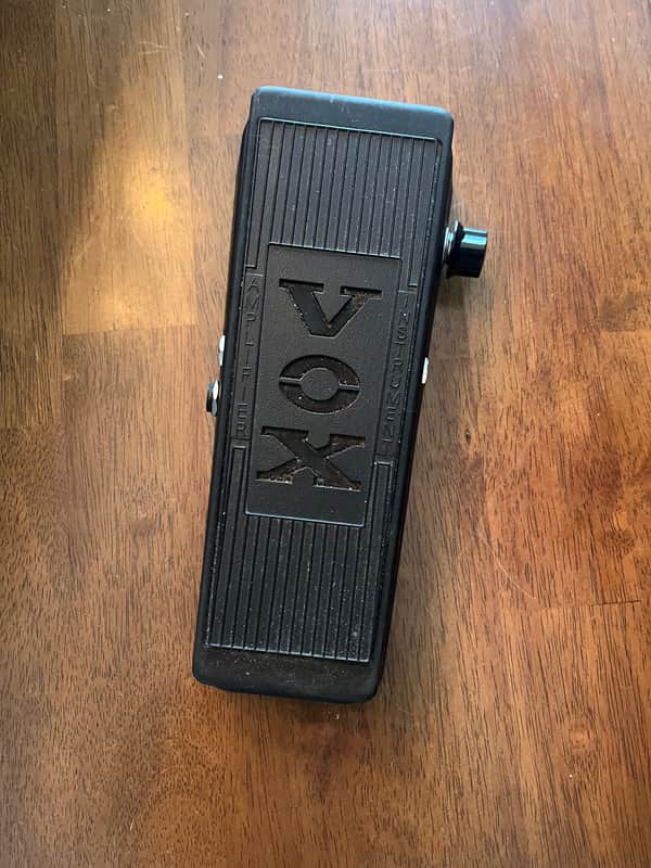 V845 Wah chassis w/Area 51 drop-in kit image 1