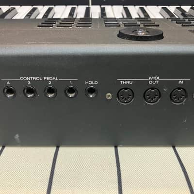 Roland XP-80 76-Key 64-Voice Music Workstation Keyboard 1999 - 2004 - Black image 11