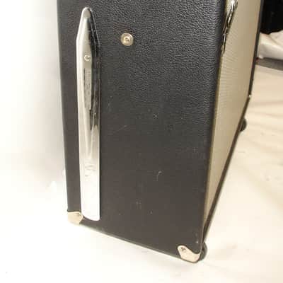 2005 Fender '65 Twin Reverb Custom 15 Reissue 85-Watt 1x15" Guitar Combo Amp image 3