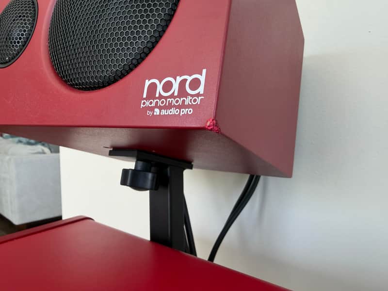 Nord Piano Monitor System V2 (Pair) with Brackets