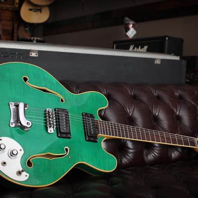 Mosrite Celebrity 1967 - Translucent Green image 2