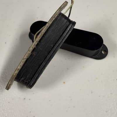Fender Musicmaster Pickup with Cover 6.23k (P-323) image 1