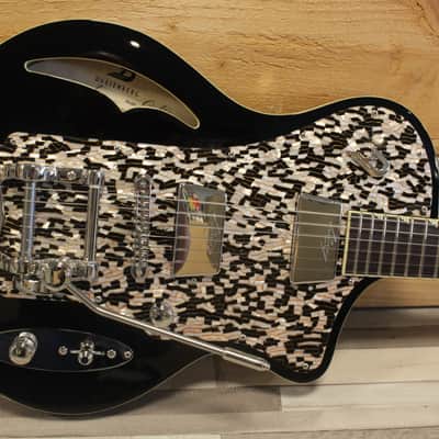 Duesenberg Julia - Black image 2