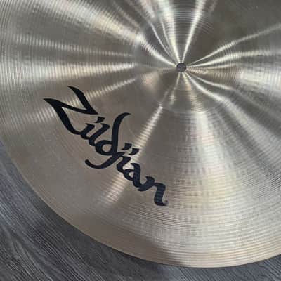 Zildjian 19" A Series Medium Thin Crash Cymbal image 12