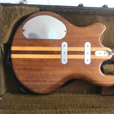 One Owner Kramer 450G + Original Case and Documentation image 2