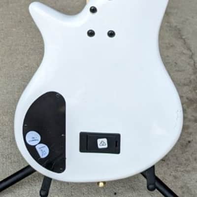 Jackson JS Series Spectra JS3 4-String Electric Bass Guitar, Snow White - Demo image 8