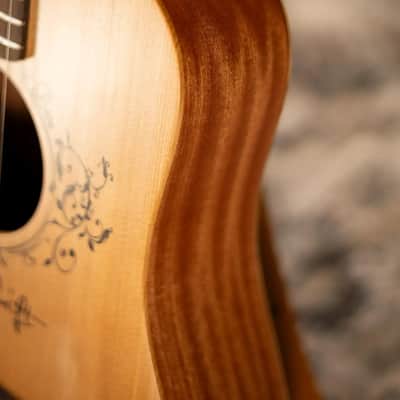 Taylor TS-BTe Taylor Swift Acoustic/Electric Guitar with Gig Bag image 11