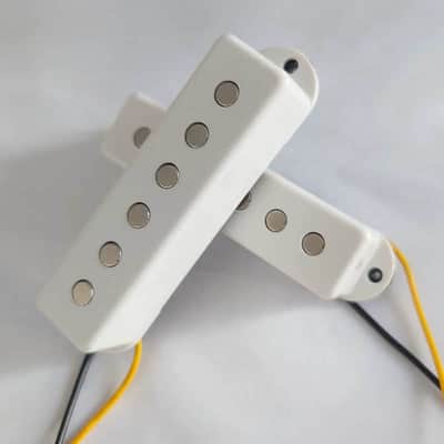 White Guitar Single Coil Jaguar Style Pickups Set image 3