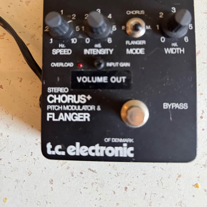 1991 – 2016 TC Electronic Stereo Chorus + Pitch Modulator &amp…