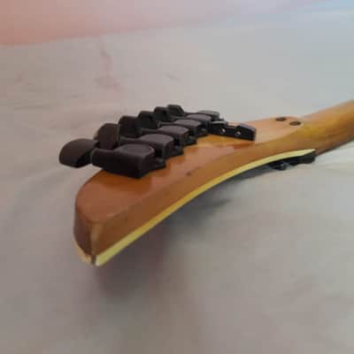 Vintage 1987 American Kramer Sustainer guitar maple neck image 5