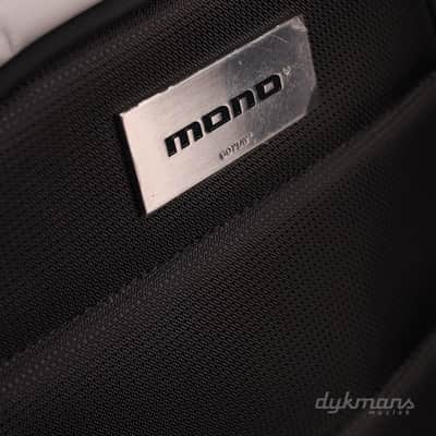 MONO M80 Classic Acoustic OM/Classical Guitar Case Jet Black image 5