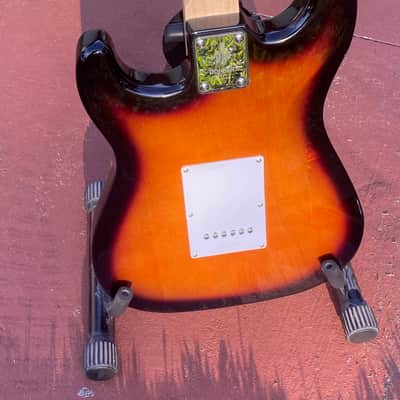 Fat Strat style body Complete Package SSH custom build locking tuners High mass Trem body Mini toggles "Gilmore mod" 14 tones image 19