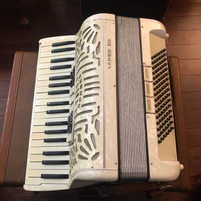 Hohner Tango II M Accordion 120 Bass Made in Germany image 2