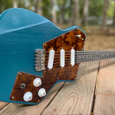 Brynmawr Custom Guitars Asym 2022 - Present - Aquamarine Nitro image 8