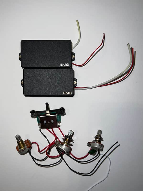 EMG 81 / 85 Active Guitar Pickups image 1