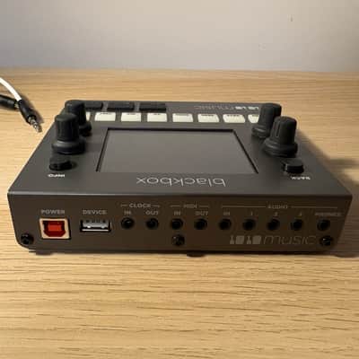 1010 Music Blackbox Desktop Compact Sampling Studio image 3