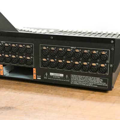 Yamaha LS9-32 32-Input Digital Mixing Console CG0110D image 9