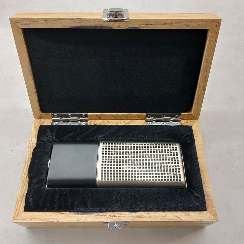 NUDE Rectangular Ribbon Microphone with Shock Mount image 1