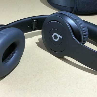 BEATS by Dr Dre SOLO HD HEADPHONES DRENCH IN COLOR WITH MATTE BLACK FINISH image 2