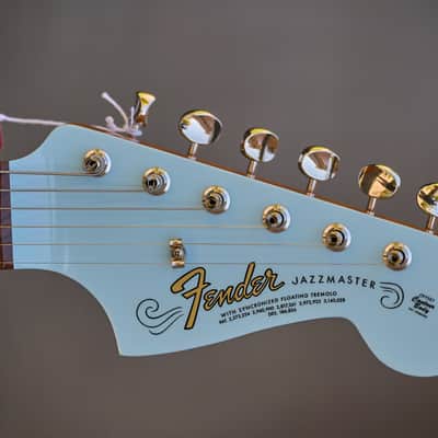 Fender Vintera® III Mid '60s Jazzmaster® - Sonic Blue image 2