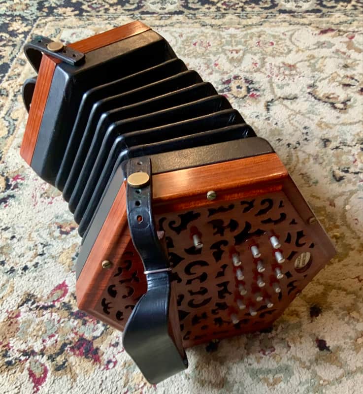 Dubliner Concertina imagen 1