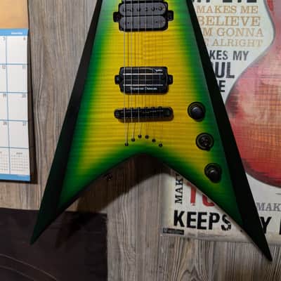 Solar Guitars V2.6LB 2023 - Lime Burst Matte image 2