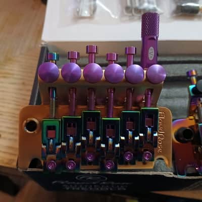 Floyd Rose 1000 "1 of a kind!" with Carbon Fiber arm, D-tuna and titanium parts, brass block & tuners 2025 - Gold/Purple image 5