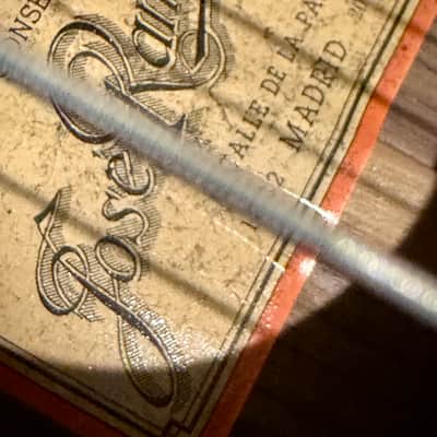 Ramirez R4 Classical Guitar 2001 w/ SKB Hardshell Case image 4