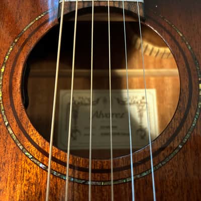VV: Alvarez AG66SECSH DELUXE acoustic/electric guitar in IMMACULATE condition, DEAL--READ THIS image 4