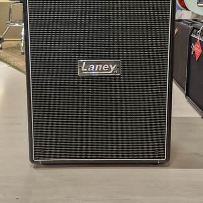 Laney Digbeth DBV212-4 500-Watt 2x12" Bass Speaker Cabinet - B-stock image 1