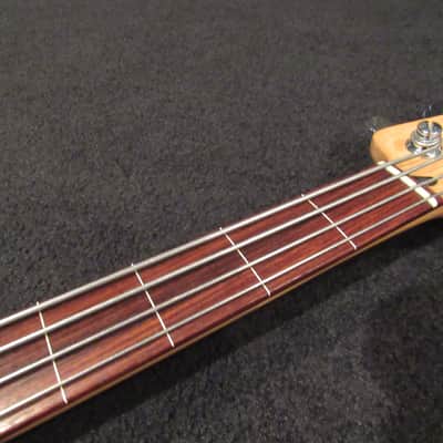 2004 MIM Fender Standard Fretless Jazz Bass Black image 9