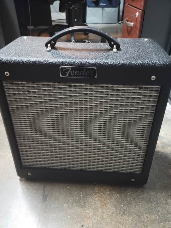 Fender Pro Junior III 15-Watt 1x10" Guitar Combo - Black image 1