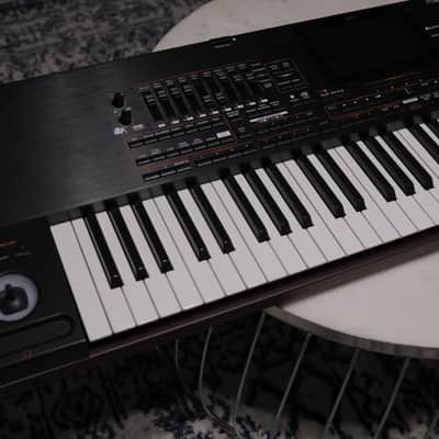 Korg Pa4X Oriental 76-Key Professional Arranger 2010s - Black image 2