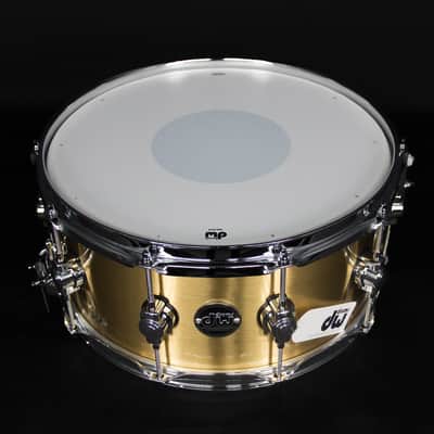 DW 14" x 6.5" Performance Series Thin Brass Snare image 2
