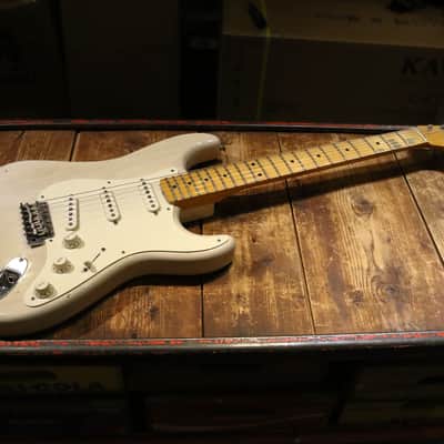 Fender Stratocaster Custom shop 1956 Reissue Journey man Relic 2017 - White Blonde image 11