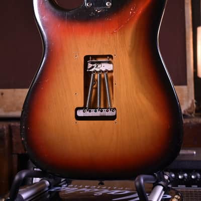 Immagine Fender Stratocaster 1969 - sunburst - 18